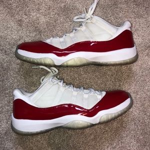 Jordan 11 Cherry Low Size 11